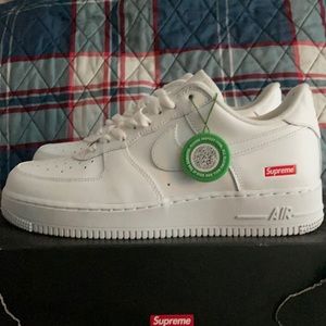 Supreme Nike Airforce 1s